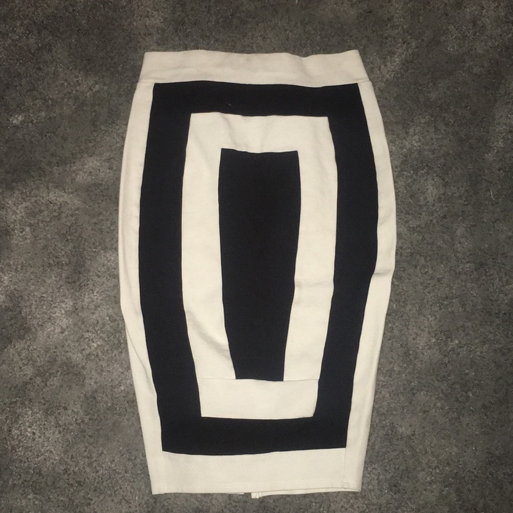 Black & white mid length skirt